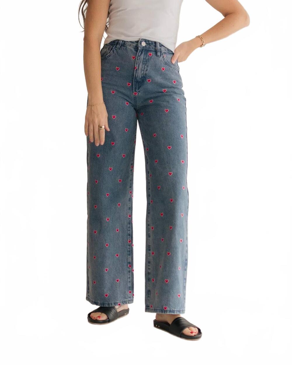 NEW MOLLY BRACKEN love heart jeans in mid wash